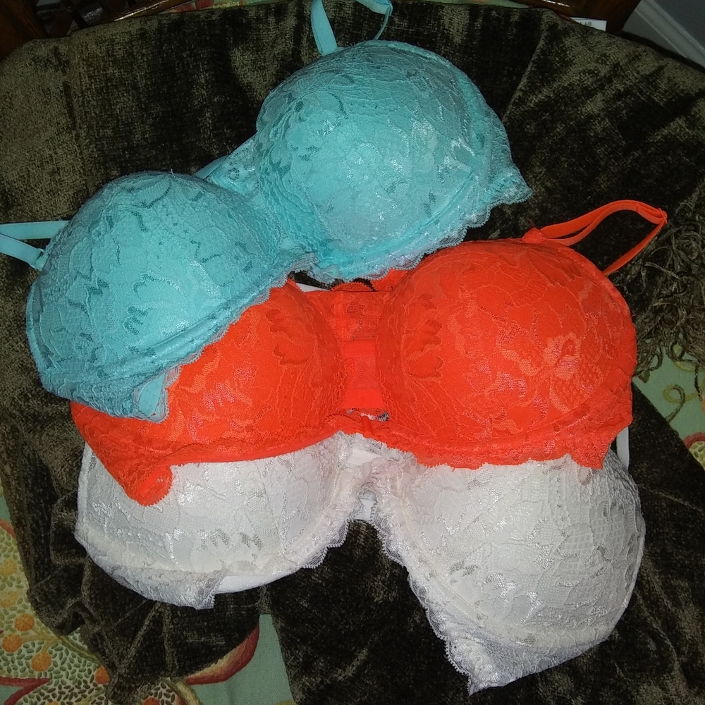 3 PINK bras